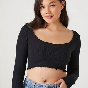 Elegant Black Scallop-Trim Crop Top